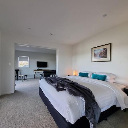 Fabulous Castor Bay 1 Bedroom With Views And Skytv Auckland Exteriör bild