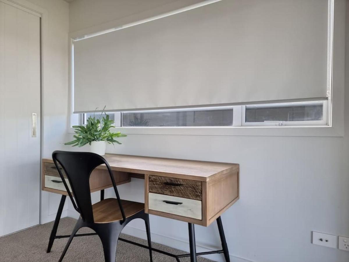 Fabulous Castor Bay 1 Bedroom With Views And Skytv Auckland Exteriör bild