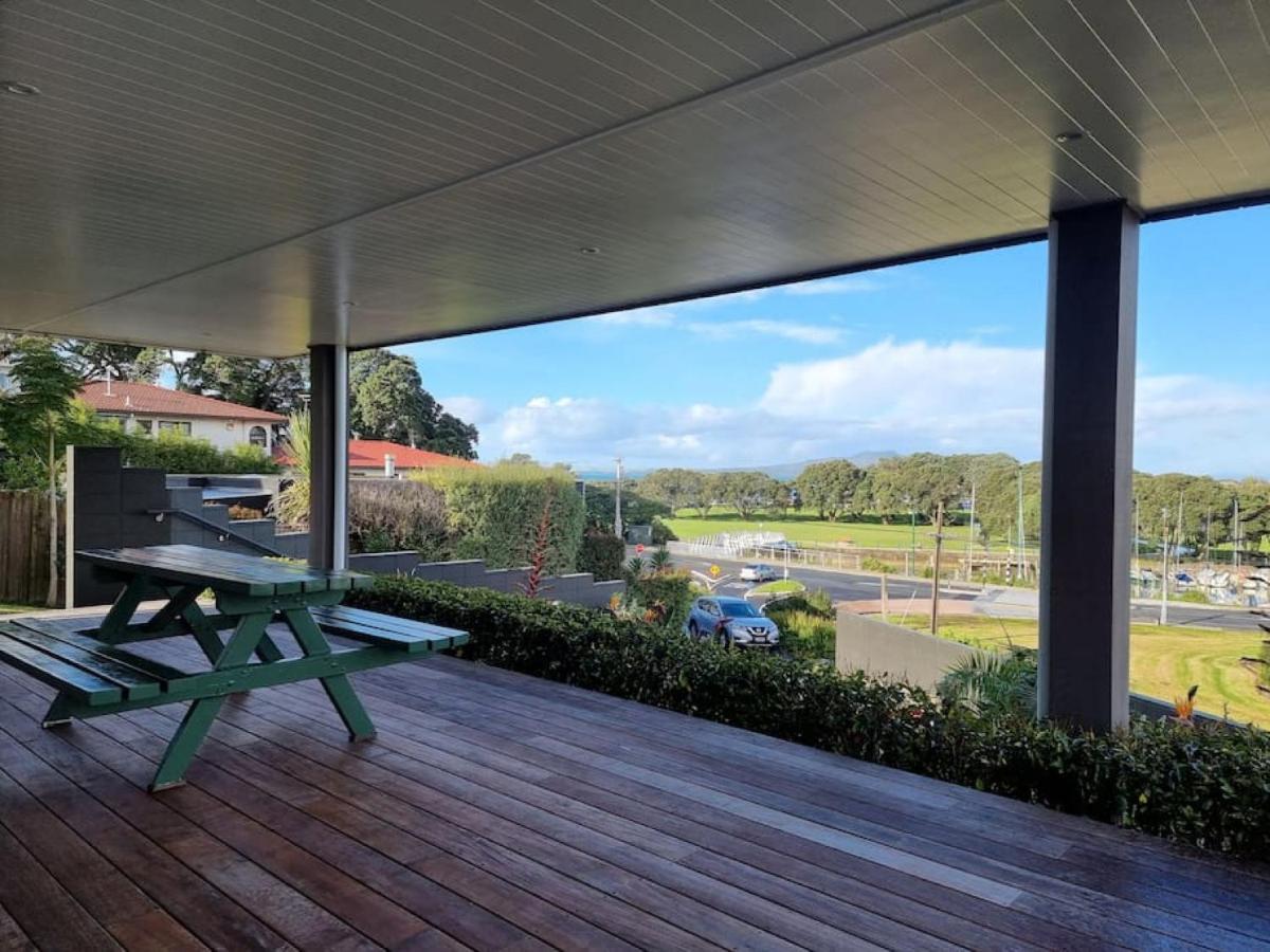Fabulous Castor Bay 1 Bedroom With Views And Skytv Auckland Exteriör bild